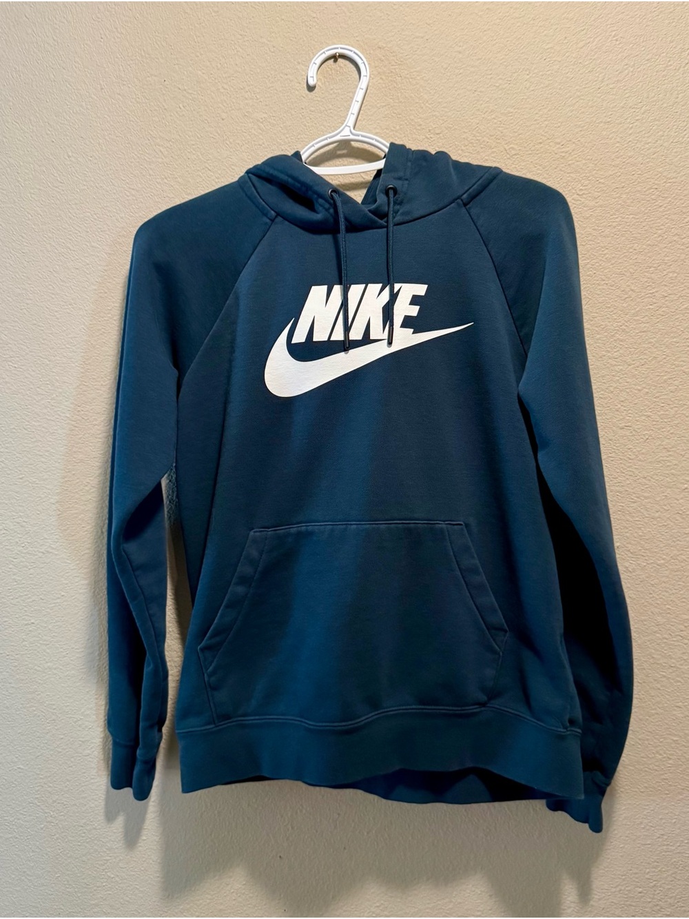 Nike Women’s Blue/Green Pullover Hoodie with Swoosh Logo